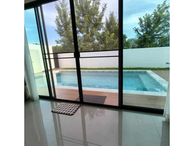 H921 ขายบ้านเดี่ยวสร้างใหม่พร้อมสระว่ายน้ำ 4 ห้องนอน ใกล้โรงเรียนนานาชาติรีเจ้นท์ ใกล้ขอบอ่างมาบประชัน