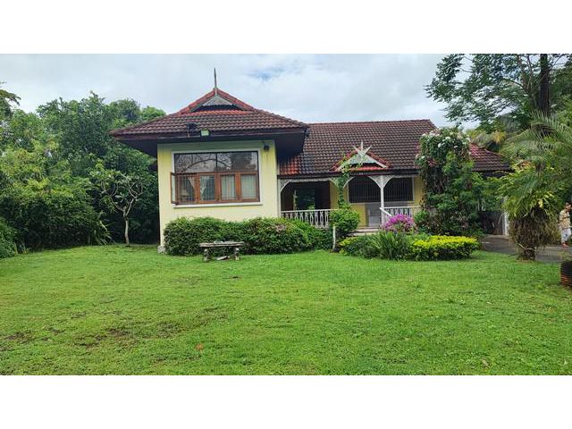 ขายบ้านสวนสุวินทวงศ์ ใกล้รถไฟฟ้าเพียง 20 นาที ขนาดกว่า 1 ไร่