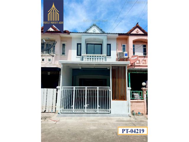 ขาย ทาวน์เฮ้าส์ เคซี 1 หทัยราษฎร์ 39 คลองสามวา ตกแต่งใหม่พร้อมเฟอร์นิเจอร์ ฟรีโอน