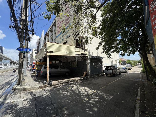 ขายที่ 102 ตรว.รัตนาธิเบศร์ 12ห่างรถไฟฟ้าสีม่วง สถานี ศูนย์ราชการ นนทบุรี 65 เมตร