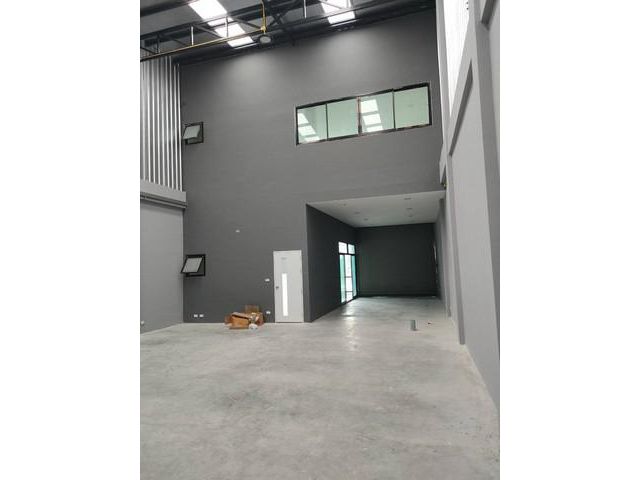 P1551 ขาย ให้เช่า โกดัง พร้อมสำนักงาน บางใหญ่ นนทบุรี ซอยกันตนา