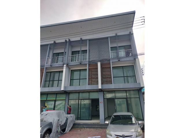 ต่ำกว่าตลาด 55%! อาคารพาณิชย์ 2.5 ชั้น ตึกใหม่ ซอยโรงเรียนบุญวัฒนา หัวทะเล เมืองนครราชสีมา