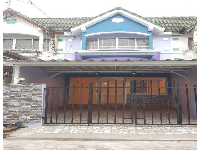 4ห้องนอนขายหมู่บ้านชอรุ่งเรืองหก20วาใกล้เทศบาลบางบัวทอง