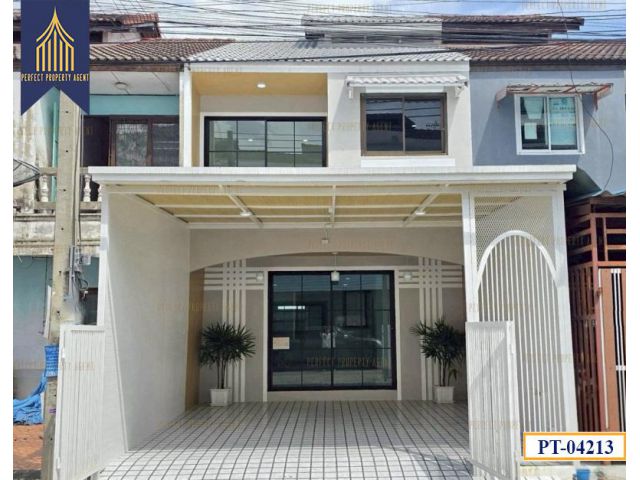 ทาวน์เฮ้าส์รสสุคนธ์ บางใหญ่ พร้อมอยู่