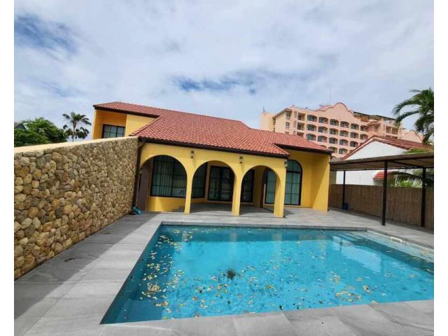 H879 ขายบ้านพูลวิลล่า ใกล้หาดจอมเทียน 400 เมตร 3 ห้องนอน