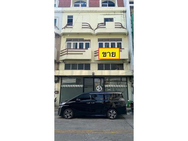 ขายด่วน ตึกแถว 2 คูหา 4.5 ชั้น เนื้อที่ 33 ตรว. ทำเลดี ติด MRT บา