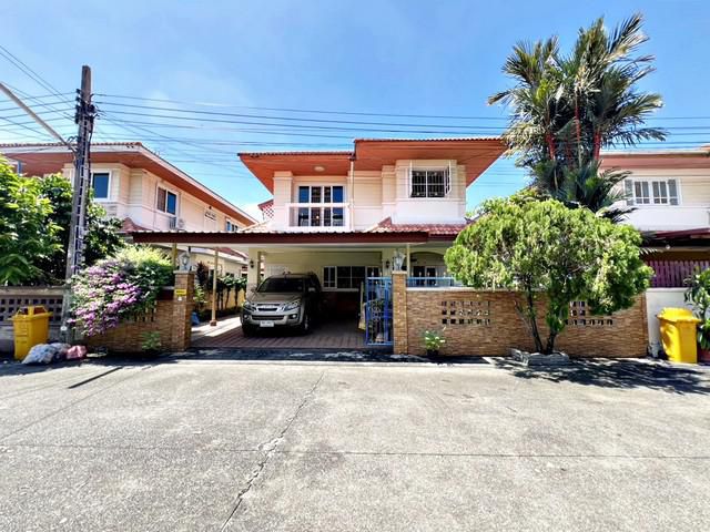 หมู่บ้าน เฟื่องสุข 2 ถนนกาญจนาภิเษก ลำโพ จังหวัดนนทบุรี