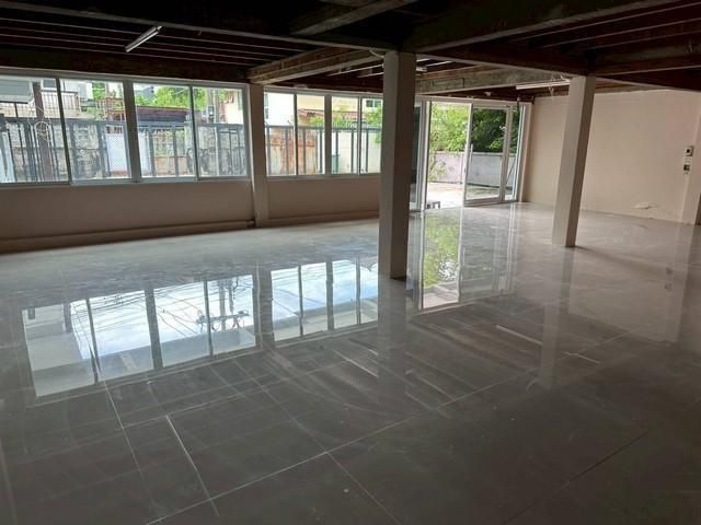 P1561 ให้เช่า บ้านเดี่ยว 2 ชั้น ย่านเอกมัย ปรีดีย์พนมยงค์ พระโขนง