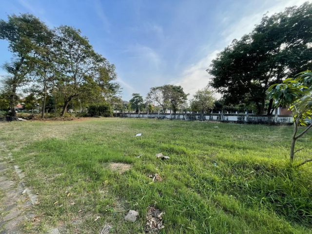 ขาย ที่ดินเปล่า กฤษดานคร 21 บางนา ตราด กม. 6.5 ใกล้ Mega บางนา สนามบินสุวรรณภูมิ ขนาด 120 ตร.วา