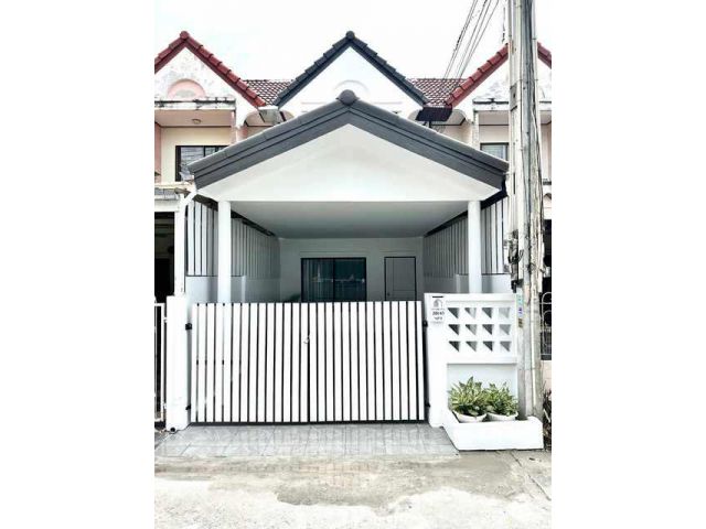 TH73 ขาย ทาวเฮ้าส์ 2 ชั้น หมู่บ้านงามเจริญ 4 ซอยสยามคันทรี่คลับ ใกล้ตลาดไร่วนาสินธุิ์