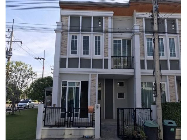 ขายทาวน์เฮ้าส์มือสองบ้านโพธิ์ โกลเด้นทาวน์ ฉะเชิงเทรา-บ้านโพธิ์