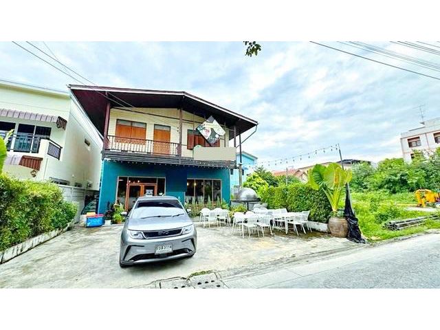 ให้เช่าสำนักงาน โชว์รูม 2 ชั้น BTS สะพานใหม่ 250 ม. ร่มรื่น 302 ต