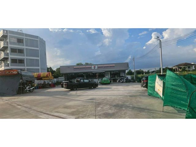 R68-065ขายที่ดิน 481.2 ตรว.ติดถนนนครอินทร์ฝั่งขาเข้าพร้อมผู้เช่า มีรายได้ทันที ห่างจากโรงเรียนเด่นหล้าเพียง200เมตร หน้ากว้างติดถนนนครอินทร์ 36 เมตร