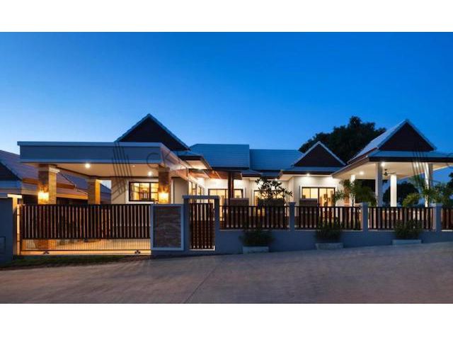 บ้านเดี่ยว พูลวิลล่า ปราณบุรี พร้อมสระว่ายน้ำส่วนตัว ใกล้ทะเลและภูเขา