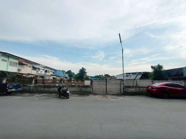 R68-068ขายที่ดิน594 ตรว.ซอยพหลโยธิน 52แยก11-1 ติดม.ณัฐกานต์ ที่ดินถมแล้วทั้งแปลงเป็นรูปสี่เหลี่ยมผืนผ้า