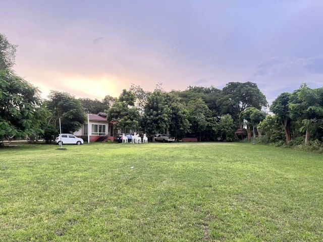 ที่ดินพร้อมที่พัก บ้าน 2 หลัง เขาใหญ่ หมูสี ใกล้ธนรัชต์