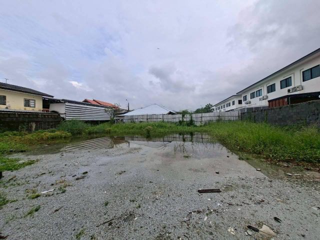 ขายด่วน ที่ดินถมแล้วแปลงสวย 165 ตร.ว. ซ.เฉลิมพระเกียรติ ร.9 ซอย14 แยก23 แขวงหนองบอน เขตประเวศ ( N.1475 )