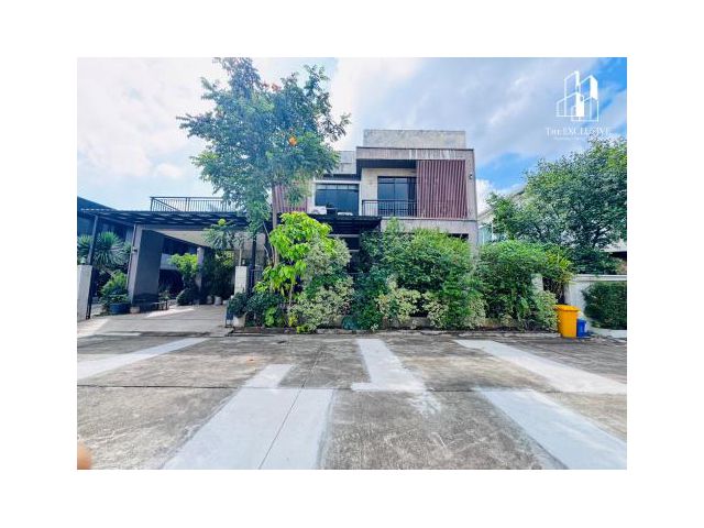 ขายบ้านเดี่ยวหมู่บ้าน “ดิเอ็กซ์คลูซีฟ ปิ่นเกล้า ทวีวัฒนา” ถนนเมน หลังใหญ่ พร้อมห้องอเนกประสงค์