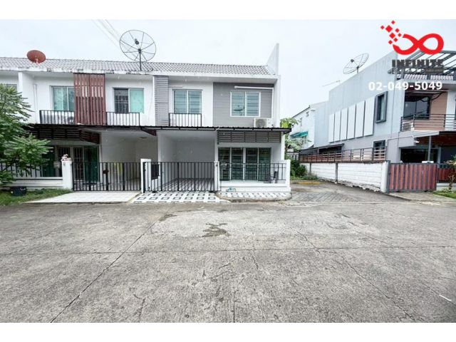 ขายทาวน์โฮม  อารียา คัลเลอร์ พรีเมี่ยม3 หลังมุม สวยมาก  2ชั้น 18ตรว.