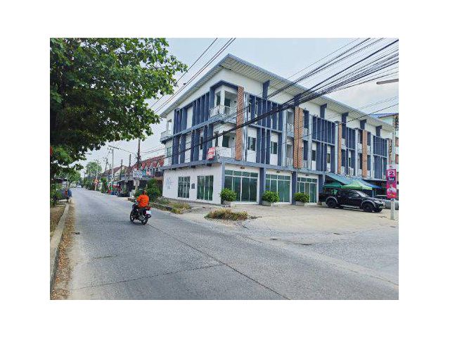 ขายอาคารพาณิชน์ 3 ชั้น คลองสี่ ใกล้ตลาดเอซี ต.ลาดสวาย อ.ลำลูกกา จ.ปทุมธานี