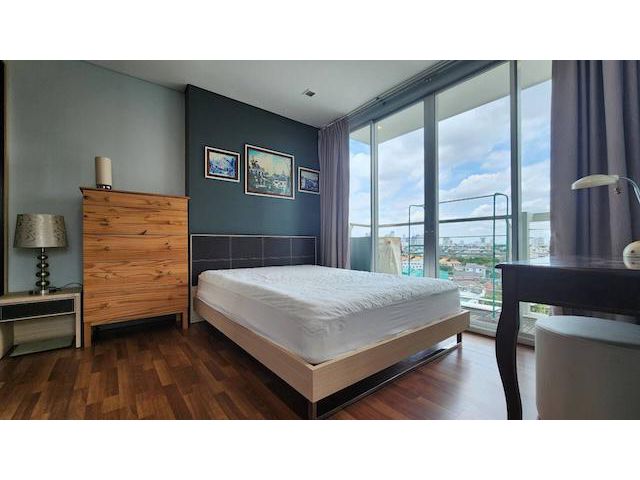 Leluk Condo safe nice