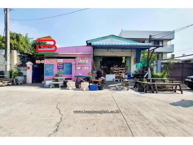 ที่ดินพร้อมบ้าน เนื้อที่ 74 ตร.ว. ซอยงามวงศ์วาน 9 แยก 11 (ใกล้โรงแรมรีเจ้นท์) ตำบลบางกระสอ อำเภอเมืองนนทบุรี นนทบุรี