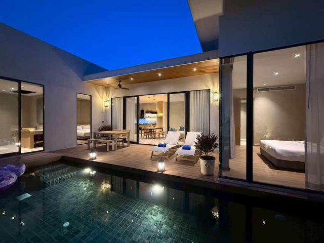 CM40 ให้เช่า/ขาย พูลวิลล่า 8 หลัง + 1 ร้านอาหาร เดินลงทะเลได้ ติดปราสาทสัจธรรม เหมาะสำหรับนักลงทุน ที่ต้องการทำพูลวิลล่า