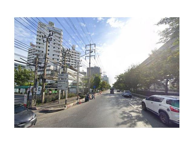 ขายที่ดินพร้อมสิ่งปลูกสร้าง ถนนบางนา-ตราดใกล้ MRT ศรีเอี่ยม