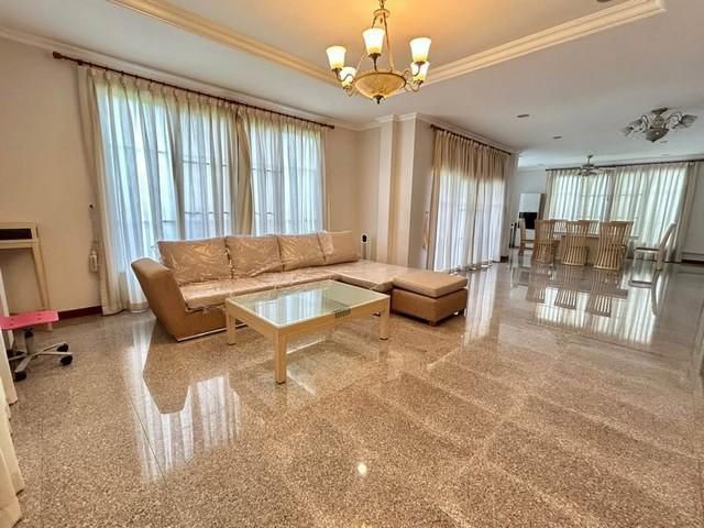 ให้เช่า บ้านเดี่ยว ย่านลาซาล หมู่บ้านสิทธารมย์ รีเจ้นท์ ศรีนครินท