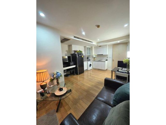 ขายคอนโด ใกล้ สาทร BTS ช่องนนทรี Collezio สาทร-พิพัฒน์