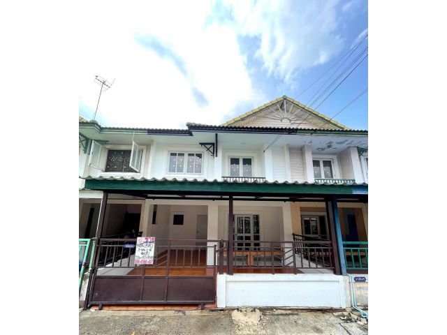 ขายด่วน ทาวน์เฮาส์รังสิตคลองสาม หมู่บ้านพฤกษา 13