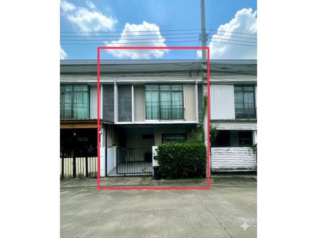 ขายทาวน์เฮาส์ 2 ชั้น พฤกษาวิลล์ 65/2 ศรีสมาน พร้อมอยู่ ทำเลดีที่สุดในย่านนี้ ใกล้โรบินสัน ศรีสมาน เพียง 2.49 ลบ.
