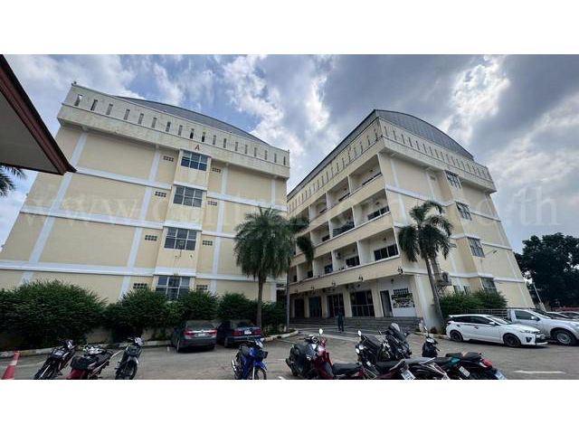 กิจการ อพาร์ทเม้นท์ 250 ห้อง ผู้เช่าเต็มประมาณ 80% สมุทรสาคร