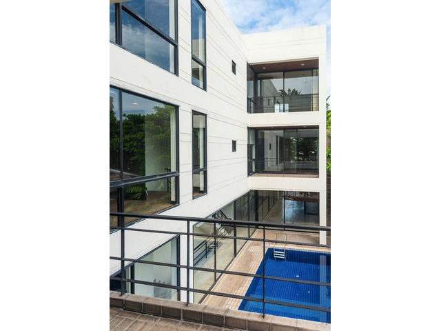 ให้เช่าบ้านเดี่ยว4ชั้นย่านอารีย์พญาไท750 ตร.ม.พร้อมสระใกล้BTSอารี