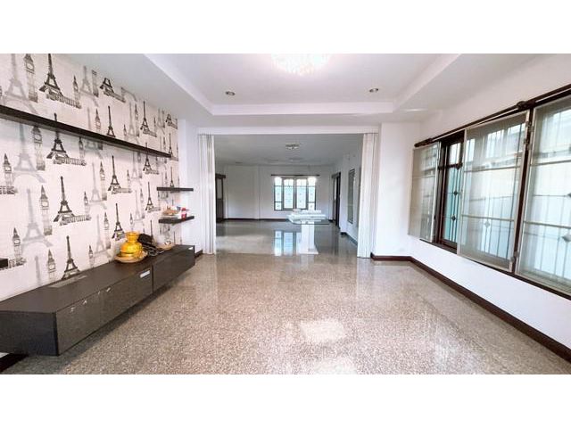 P1579 ขายบ้านเดี่ยว ซอยประดิษฐ์มนูญธรรม 15