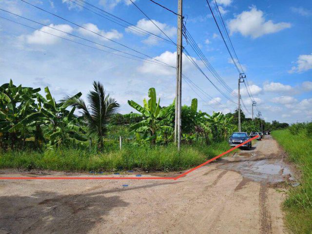 ขายที่ดินเปล่า เนื้อที่ 4 ไร่ ถนนพัฒนาชนบท 3 แยก 11 แขวงคลองสองต้นนุ่น เขตลาดกระบัง กทม.