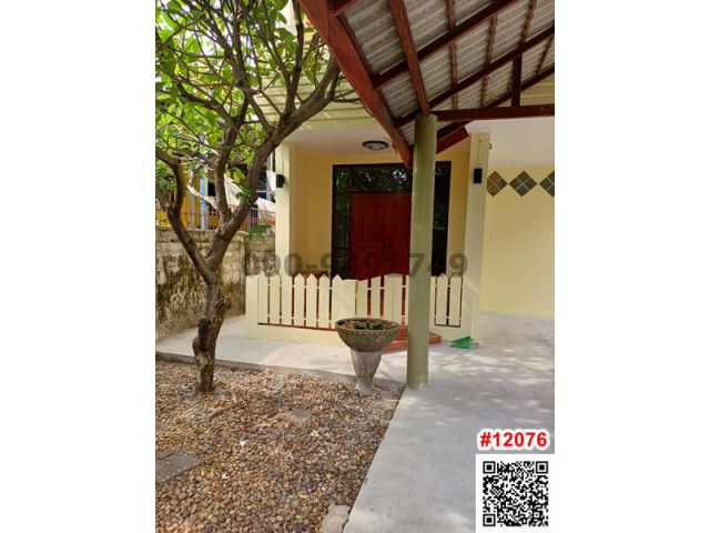 เช่า บ้าน 2 ชั้น ซอยร่มเกล้า 27 แยก 11 ใกล้สถานีรถแอร์พอร์ตลาดกระบัง