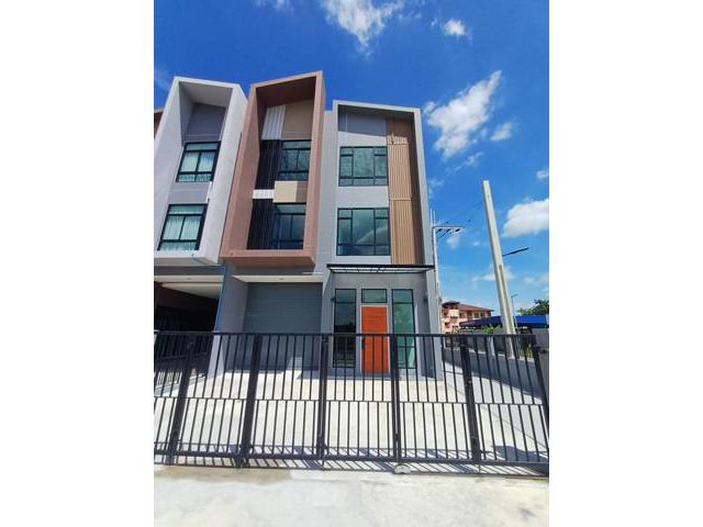 ให้เช่าโกดังพร้อมออฟฟิศ450ตร.ม.หลังมุมย่านบางใหญ่นนทบุรีซอยกัตนา