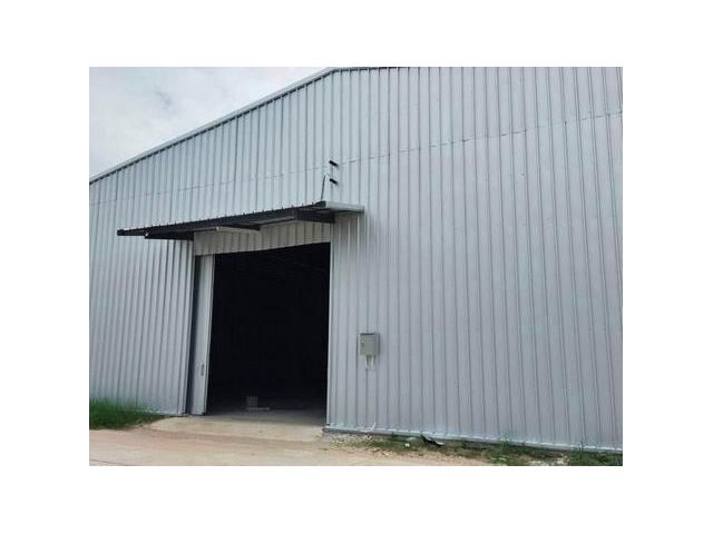 โกดัง สร้างใหม่ มีหลายขนาดให้เลือก ย่านบางละมุง