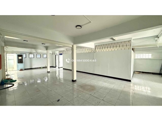 ให้เช่า ห้องเก็บของ 150 ตร.ม.  ลาดพร้าว เลียบด่วน วังทองหลาง ห้วยขวาง สุทธิสาร ใกล้ทางด่วน  เหมาะเป็นห้องเก็บของ สต๊