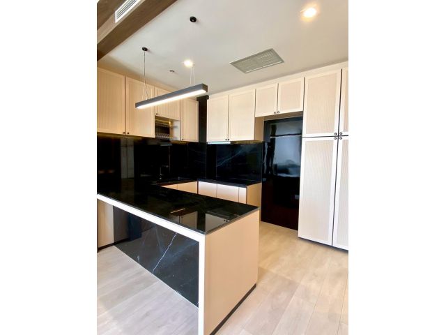 ขายคอนโดหรู โนเบิล เพลินจิต (Noble Ploenchit)