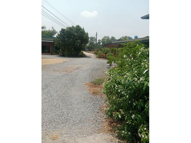 ขายที่ดินถมแล้ว พร้อมสิ่งปลูกสร้าง