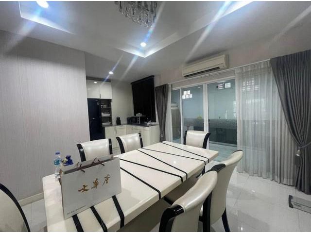 ทาว์นโฮม 3ชั้นหมู่บ้านภณาสิริเรสซิเด็นท์ 3ห้องนอน ซ.มัยลาภ