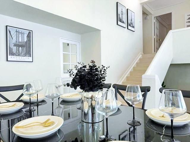 บ้านเดี่ยวสุดหรู 2 ชั้น BTSทองหล่อ 700ม.พร้อมสระว่ายน้ำ135 ตร.ม