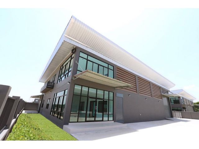 ขายที่ดินพร้อมสร้างโรงงาน โกดัง