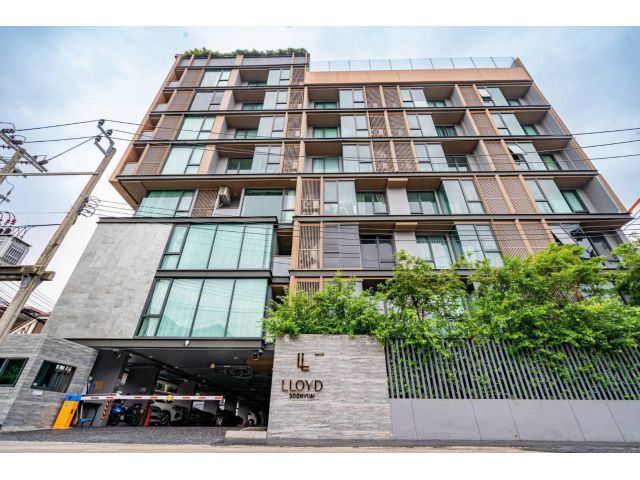 051AGBE ให้เช่าคอนโดหรู LLOYD Soonvijai–Thonglor
