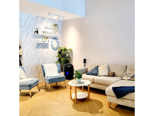 ให้เช่าทาวโฮมถ.ศรีนครินทร์-ร่มเกล้ากรุงเทพกรีฑาตัดใหม่