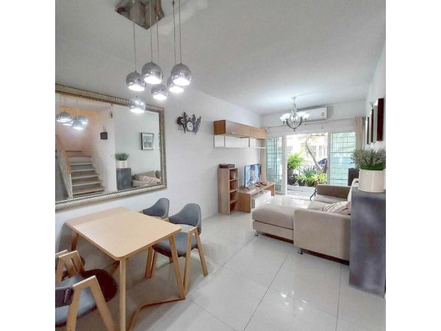 ทาวน์โฮม หมู่บ้าน อารียา เดอะ คัล เลอร์ 2  ติวานนท์ เช่า