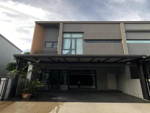 ให้เช่า ทาวน์โฮม 2 ชั้น โครงการ เวิร์ฟ พระราม 9 VERVE Rama 9