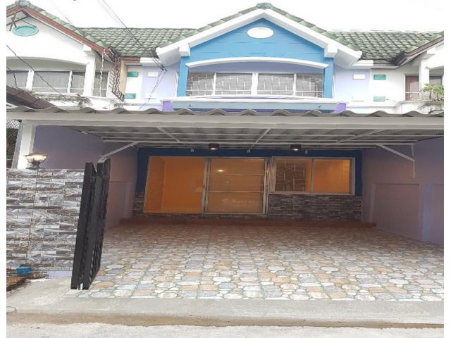 ขายหมู่บ้านช.รุ่งเรือง6ที่20วา4ห้องนอนใกล้เทศบาลบางบัวทอง